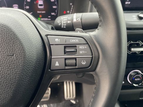 Used 2025 Honda Accord Sport image 27