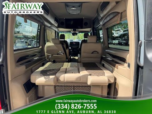 Used 2022 Mercedes-Benz Sprinter 2500 image 31