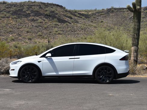 Used 2022 Tesla Model X AWD/4WD image 6
