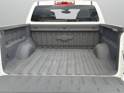 Used 2017 Chevrolet Colorado W/T w/ WT Convenience Package RWD image 8