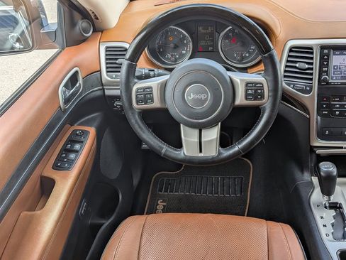 Used 2012 Jeep Grand Cherokee Overland Summit image 72