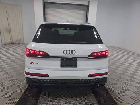 Used 2025 Audi SQ7 Prestige image 4