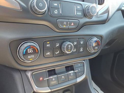 Certified 2023 GMC Terrain AT4 AWD/4WD image 28