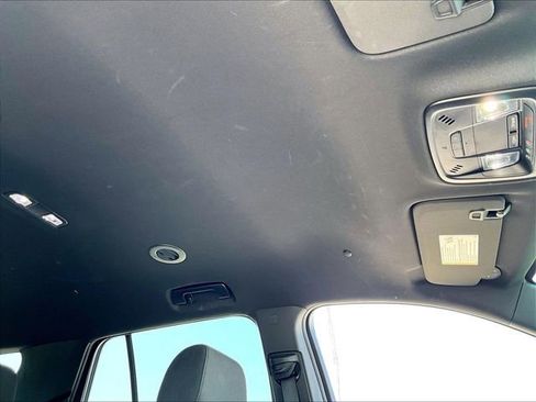 Used 2023 Chevrolet Traverse LT w/ LPO, Floor Liner Package AWD/4WD image 23