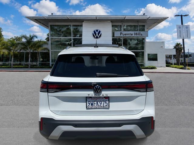 Used 2026 Volkswagen Tiguan S FWD image 5