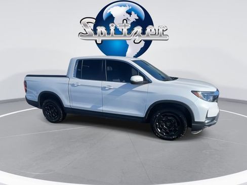 Used 2025 Honda Ridgeline RTL+ image 8