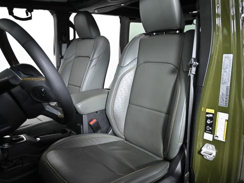 Used 2024 Jeep Wrangler High Altitude image 25