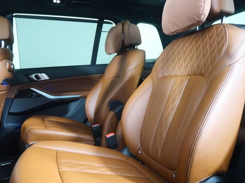 Certified 2024 BMW X7 xDrive40i w/ Executive Package image 15