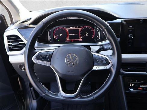 Used 2025 Volkswagen Taos SEL w/ Black Wheel Plus Package AWD/4WD image 13