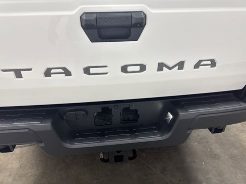 New 2025 Toyota Tacoma SR image 32