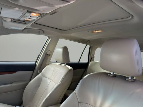 Used 2014 Subaru Outback 3.6R Limited image 4