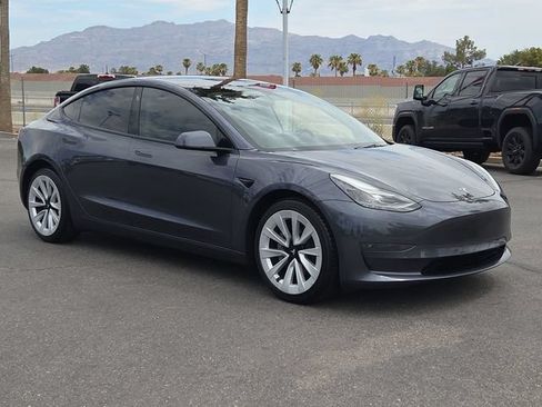 Used 2023 Tesla Model 3 Standard Range RWD image 5