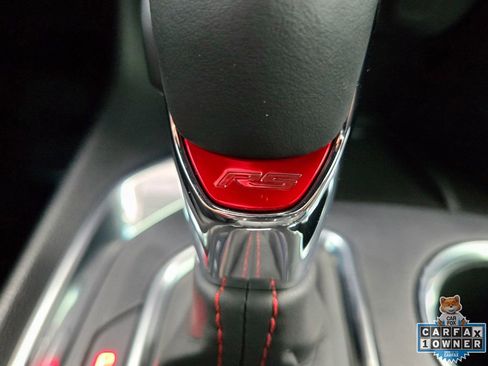 Used 2024 Chevrolet Traverse RS image 41