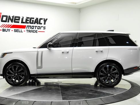 Used 2024 Land Rover Range Rover Autobiography AWD/4WD image 12