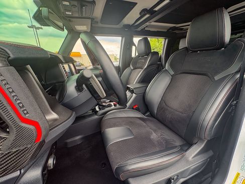 Used 2025 Ford Bronco Raptor w/ Interior Carbon Fiber Pack AWD/4WD image 23