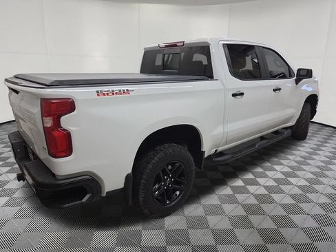 Used 2021 Chevrolet Silverado 1500 LT Trail Boss w/ Convenience Package II AWD/4WD image 4