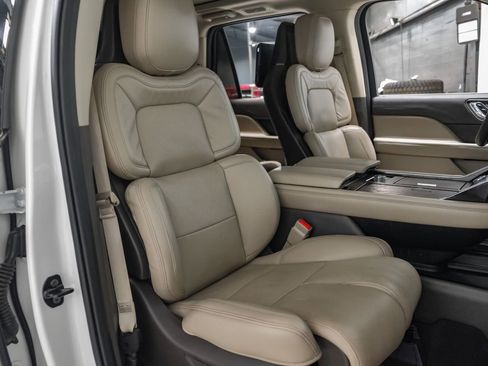Used 2023 Lincoln Navigator L Reserve image 32