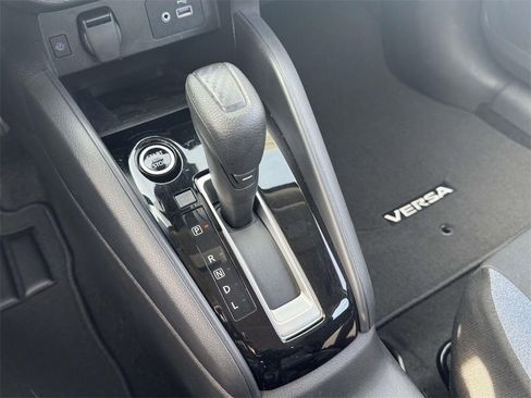 Used 2024 Nissan Versa SV w/ Trunk Package image 25