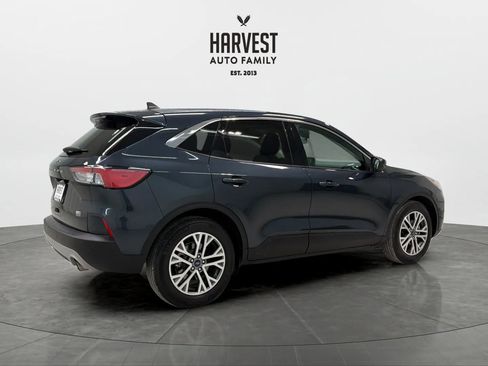 Used 2022 Ford Escape SEL image 7