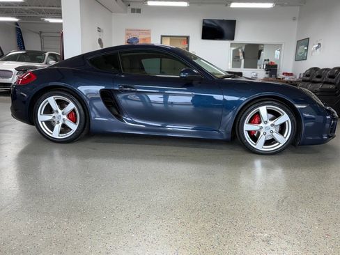 Used 2014 Porsche Cayman image 6