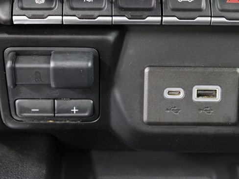 Used 2023 Chevrolet Silverado 2500 High Country w/ Z71 Off-Road Package image 73