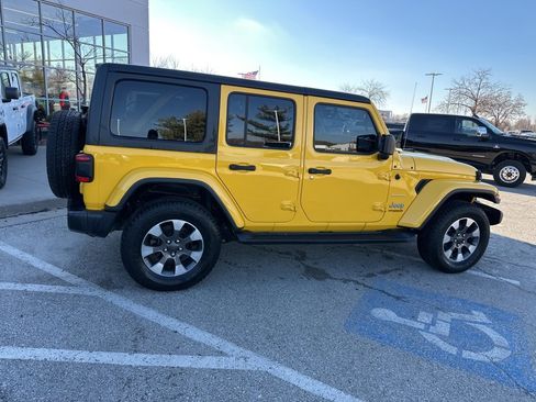 Used 2021 Jeep Wrangler Unlimited Sahara image 34