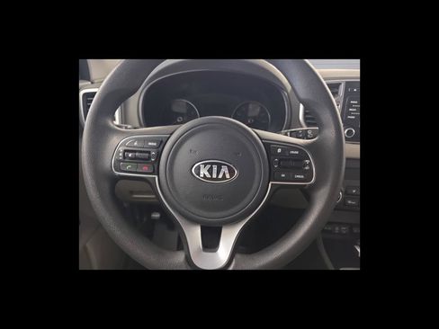 Used 2018 Kia Sportage LX AWD/4WD image 14