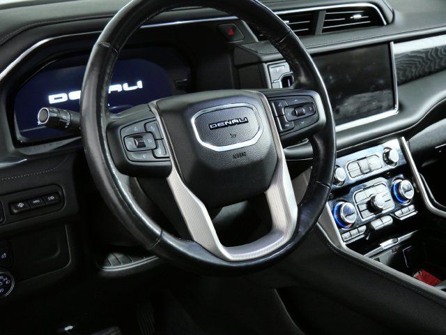 Used 2023 GMC Yukon XL Denali AWD/4WD image 19