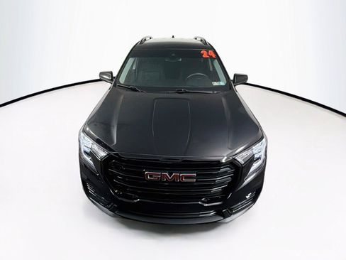 Used 2024 GMC Terrain SLE w/ Driver Convenience Package AWD/4WD image 13