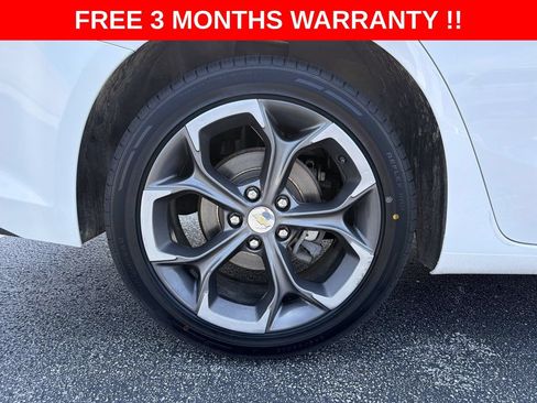 Used 2021 Chevrolet Malibu LT FWD image 32