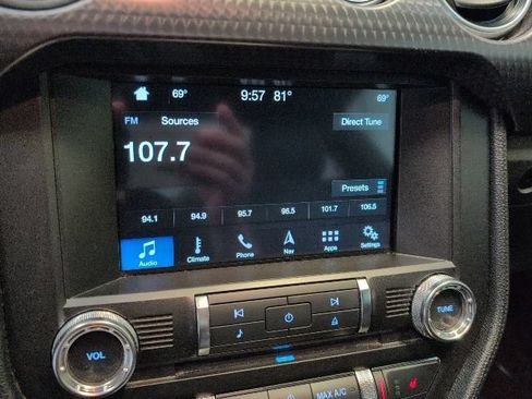 Used 2018 Ford Mustang GT Premium w/ GT Performance Package RWD image 24