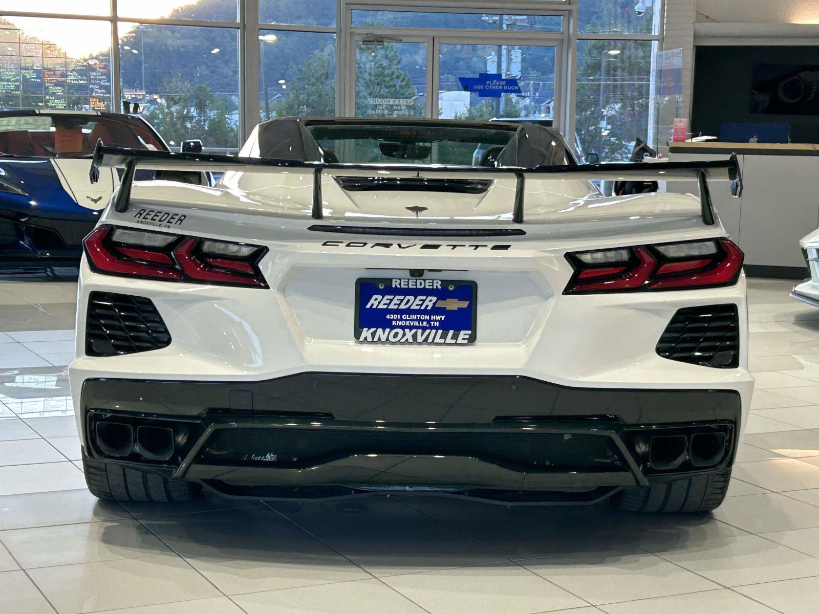 Used 2023 Chevrolet Corvette Stingray Premium Conv RWD image 6