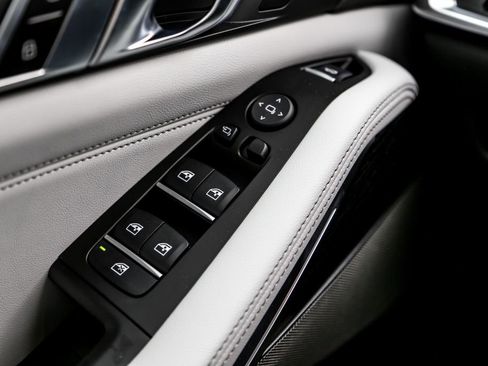 New 2026 BMW X5 xDrive40i w/ M Sport Package image 18