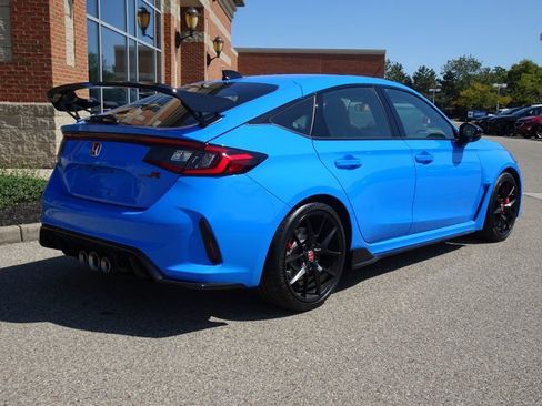 Used 2025 Honda Civic Type R image 4