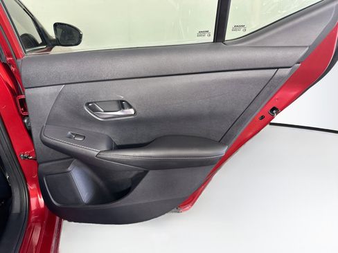 Used 2021 Nissan Sentra SV FWD image 27