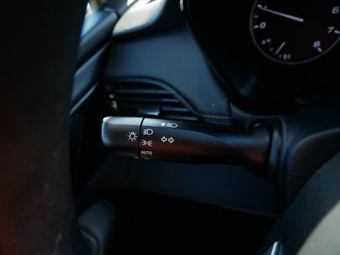 Used 2022 Subaru Legacy image 32