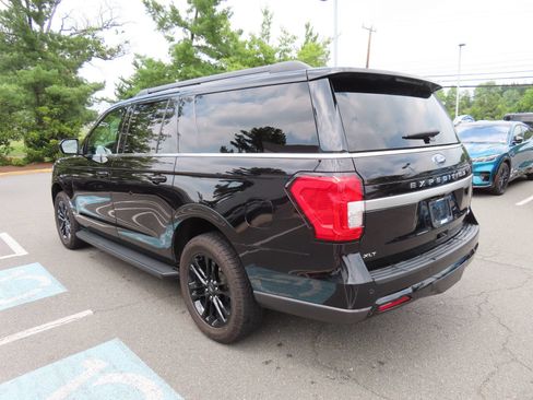 Used 2024 Ford Expedition Max XLT AWD/4WD image 6