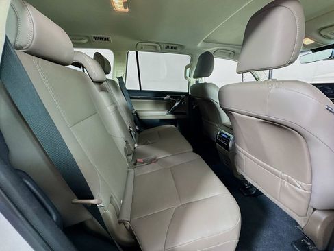 Used 2023 Lexus GX 460 Premium image 34