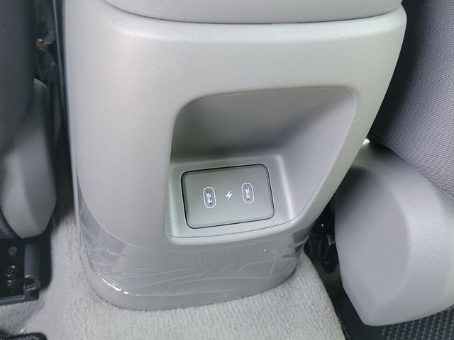 New 2026 Hyundai Elantra Sport FWD image 22