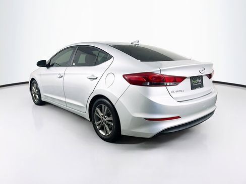 Used 2018 Hyundai Elantra Value Edition FWD image 5