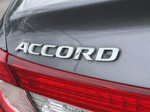 Used 2020 Honda Accord LX image 27