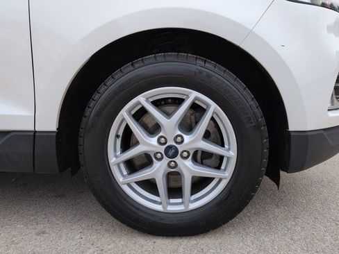 Certified 2022 Ford Edge SEL w/ Convenience Package image 11