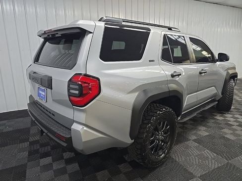 Used 2025 Toyota 4Runner SR5 AWD/4WD image 12