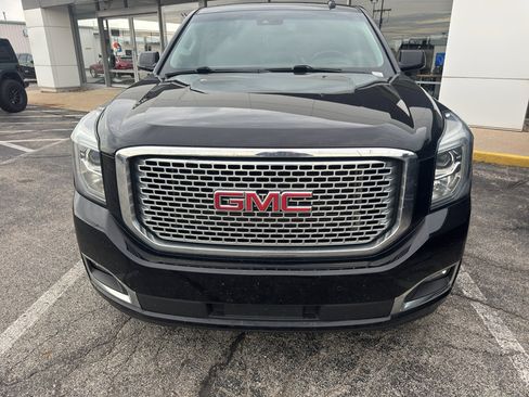 Used 2016 GMC Yukon Denali w/ Open Road Package AWD/4WD image 3