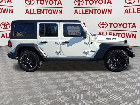 Used 2023 Jeep Wrangler Unlimited Sport AWD/4WD image 9