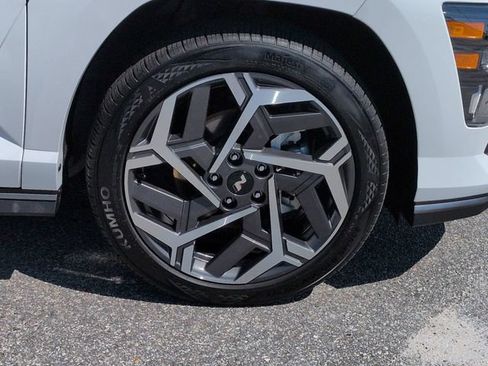 Used 2025 Hyundai Kona N Line S FWD image 11