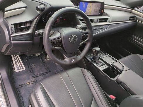 Used 2021 Lexus ES 350 F Sport image 11