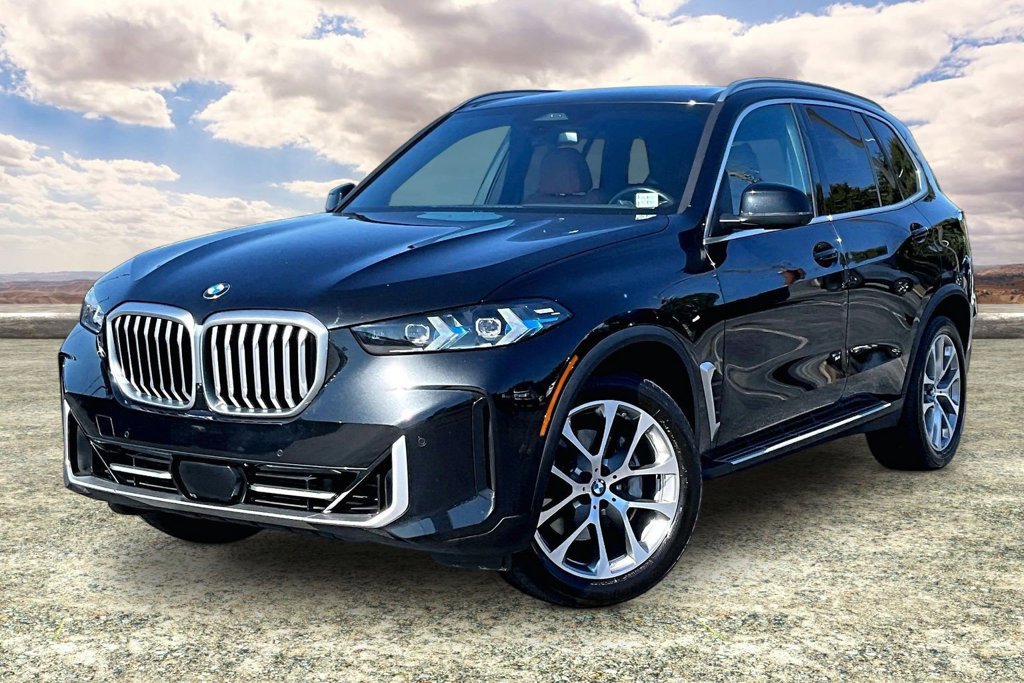Used 2026 BMW X5 xDrive40i AWD/4WD image 3