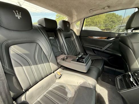 Used 2017 Maserati Quattroporte S RWD image 33