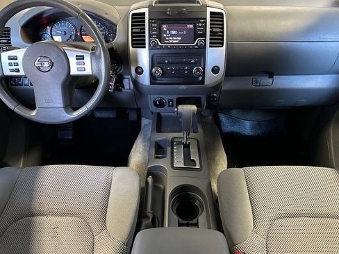 Used 2017 Nissan Frontier SV image 13